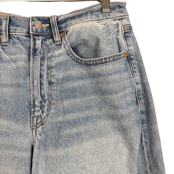 American Eagle Mom Jeans Women’s 6 Short High Rise Straight Leg Light Wash Denim - Picture 5 of 5